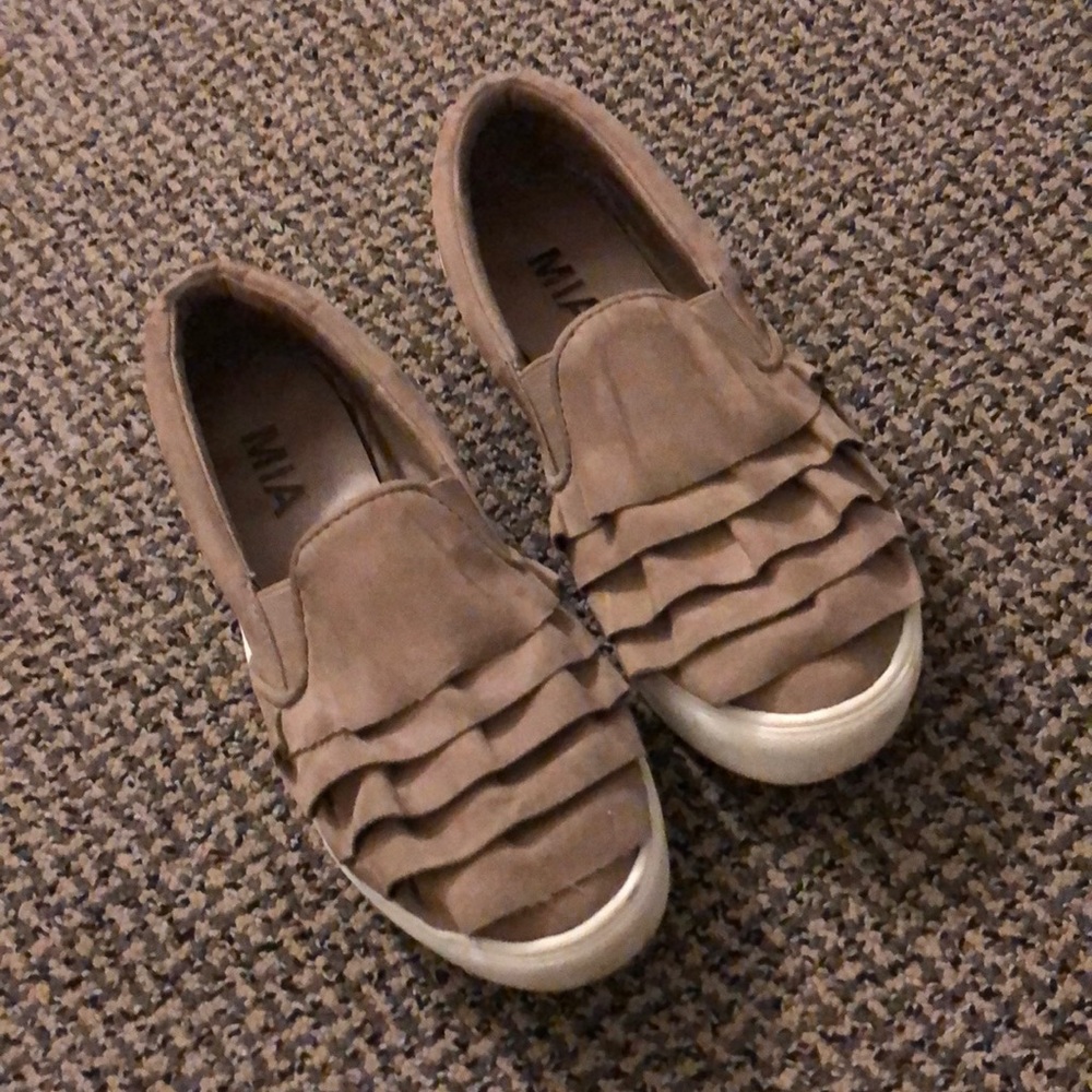 MIA brown ruffle slip on sneakers